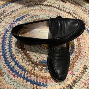 Chanel navy blue loafers, size 36.5
